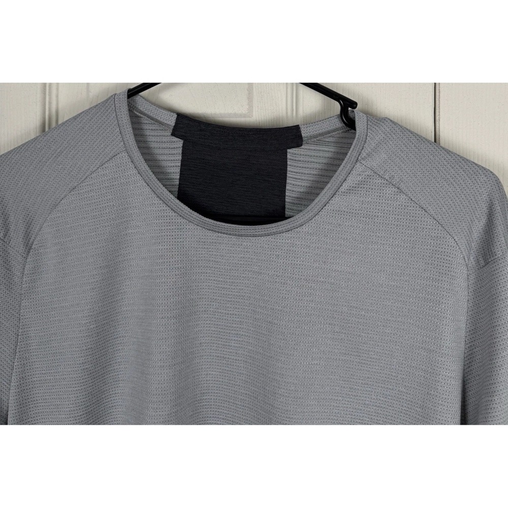 Lululemon Shirt Mens Large Gray Fast free 3/4 Sleeve Athletic Lightweight Gym - Picture 2 of 8